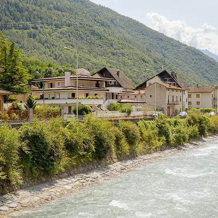 Casa Dei Pini Tirano